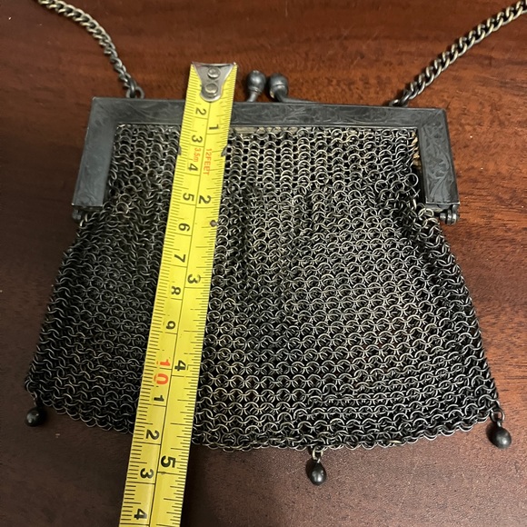 Collectible Antique German Silver Mesh / Chainmail Small Purse - Picture 8 of 9